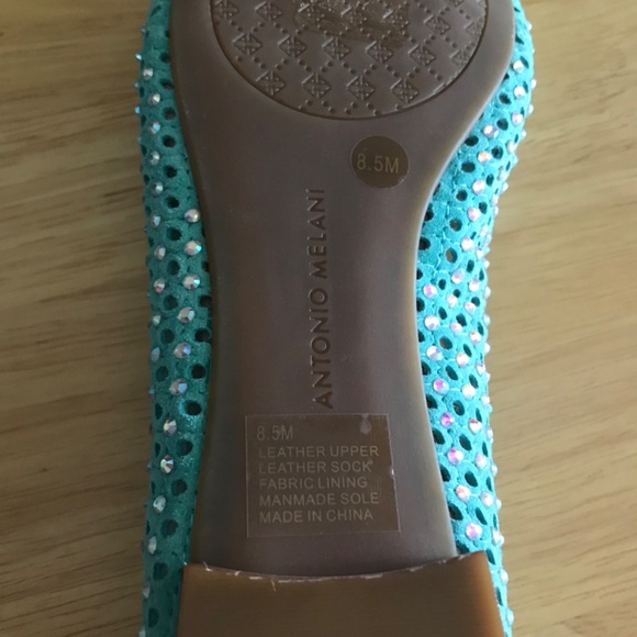 BRAND NEW ANTONIO MELANI TEAL RHINESTONE FLATS SIZE 8.5 - Picture 4 of 6